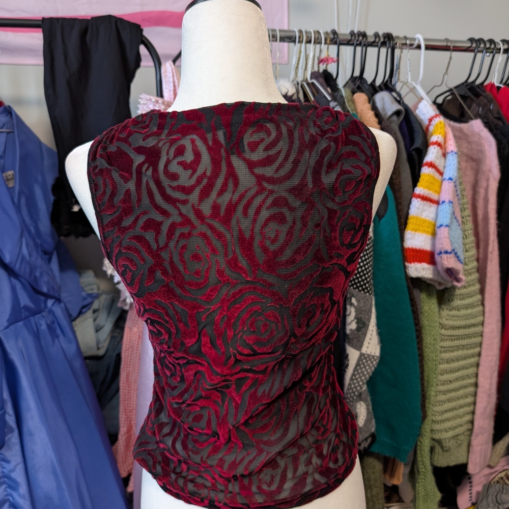 *Sold*Optionelle Red and Black Burnout Velvet Floral Top - Picture 3 of 4